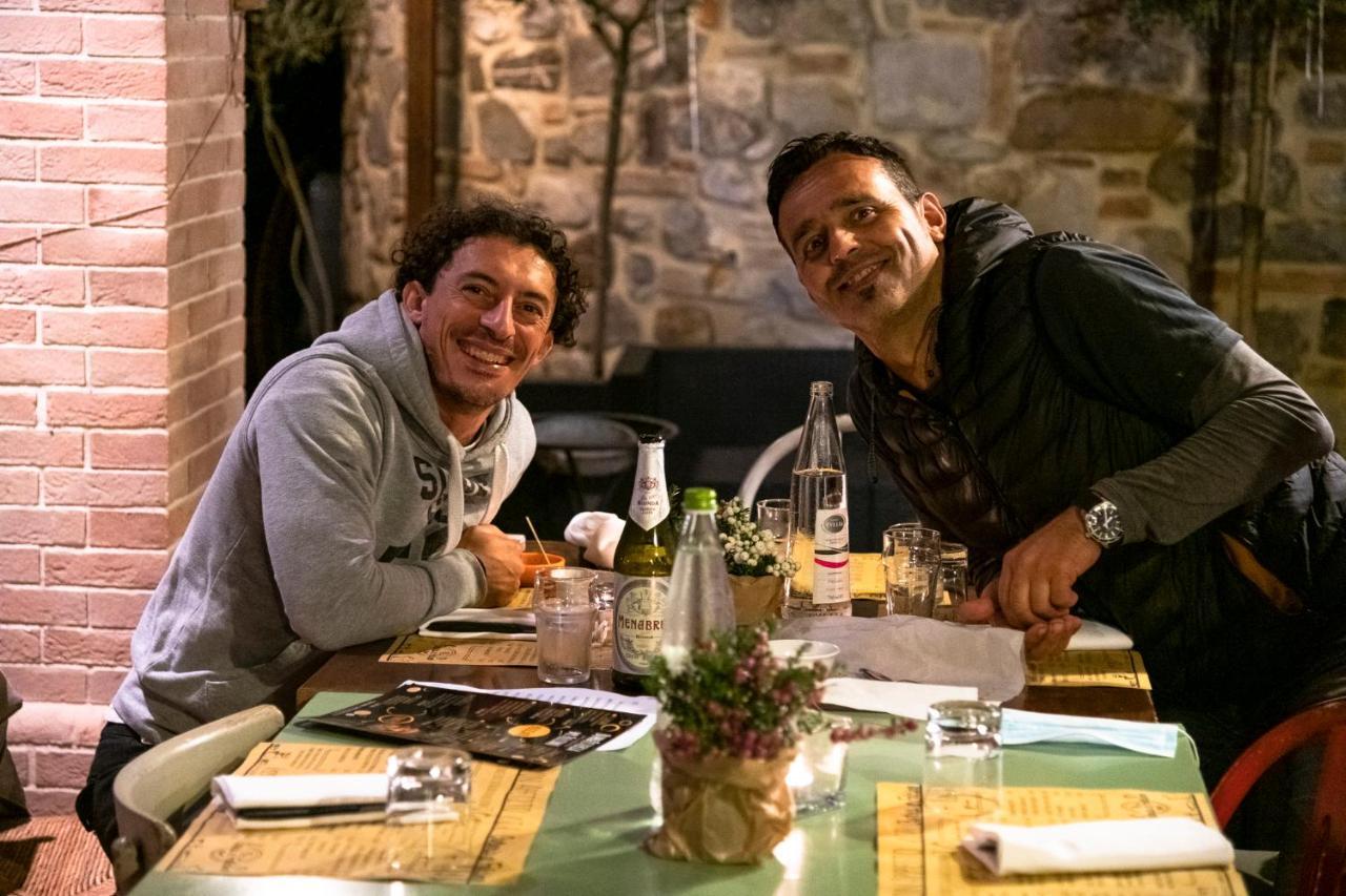 ファブロ Il Felcinoヴィラ エクステリア 写真
